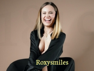 Roxysmiles